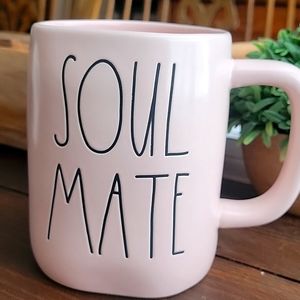 Rae Dunn mug/coffee cup  New